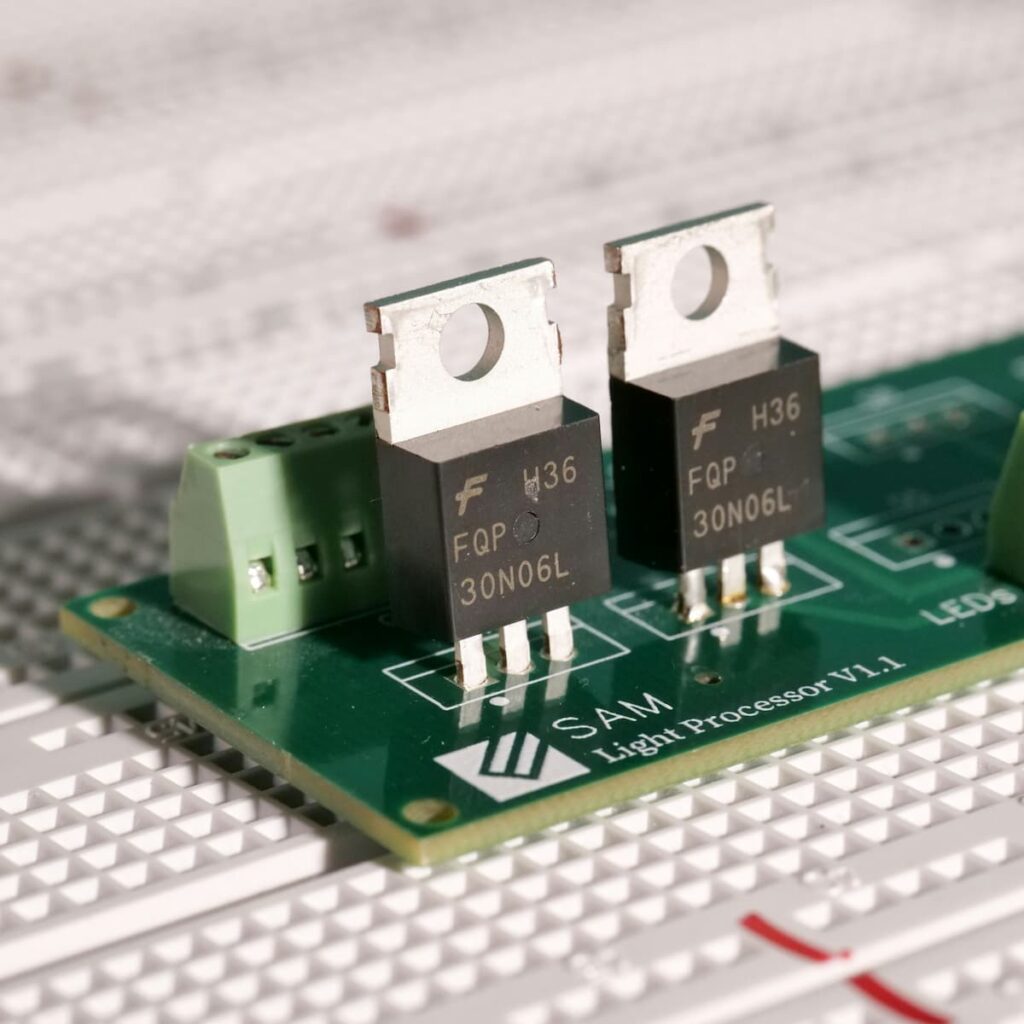 تصویر پاور ماسفت (Power MOSFET) و کاربرد آن در مدارهای قدرت و منابع تغذیه